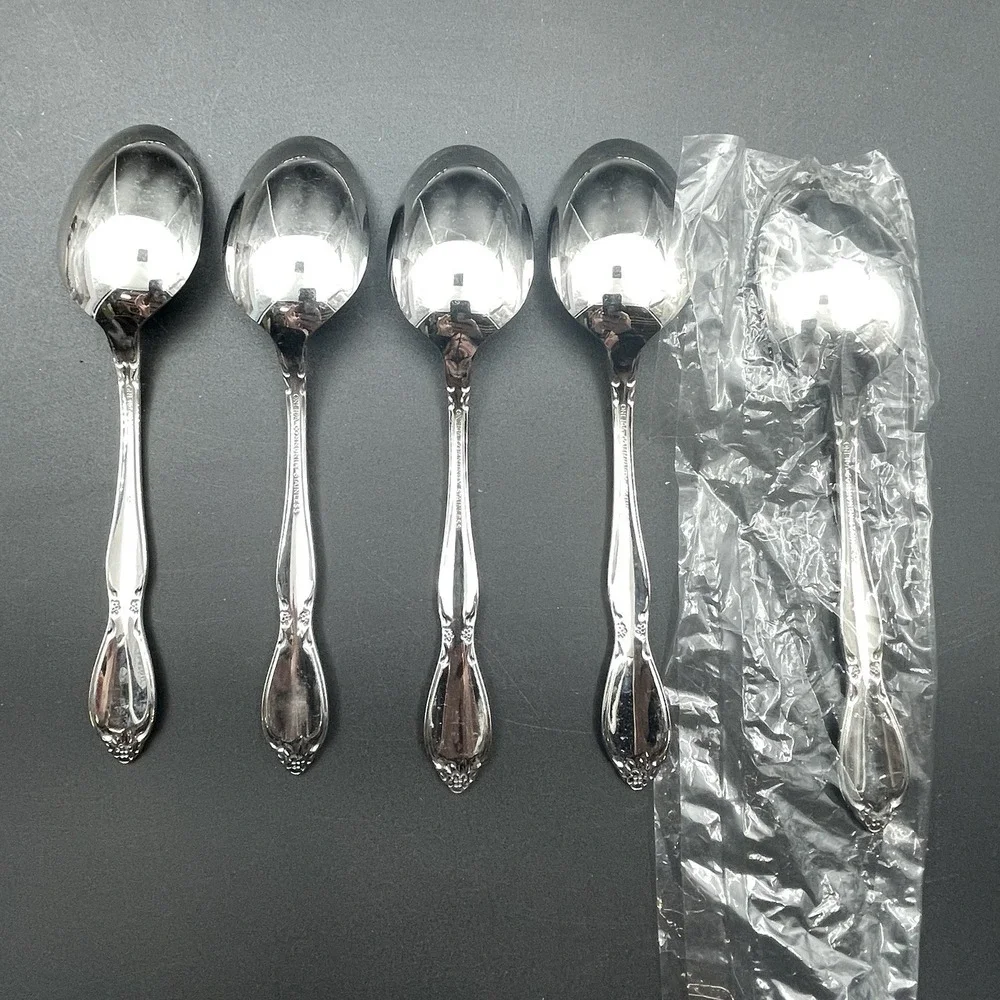 Lot of 5 Oneida Community Chantelaine Stainless Oval Soup Spoons Flatware
